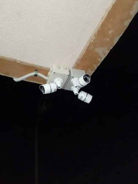 كاميرات مراقبة